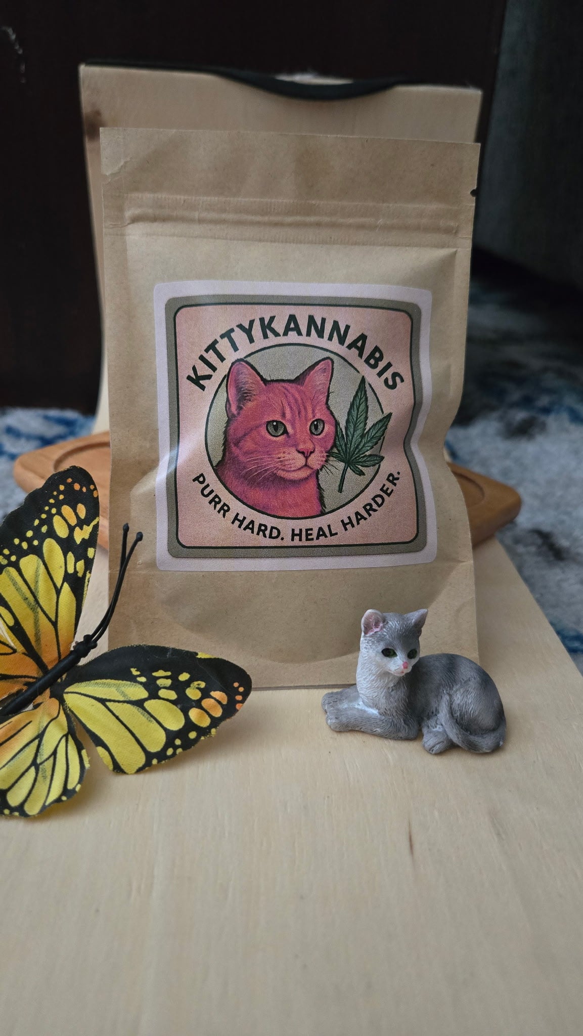 Zoomies Zaza | Organic Silvervine-Catnip Blend (Comes with free fresh silvervine stick - "BlissStik" )